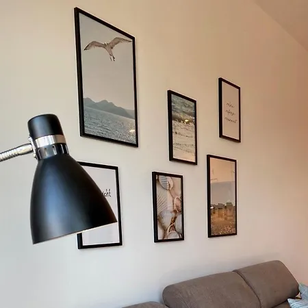 Luettje Heimat, Am Alten Deich 4-1 12